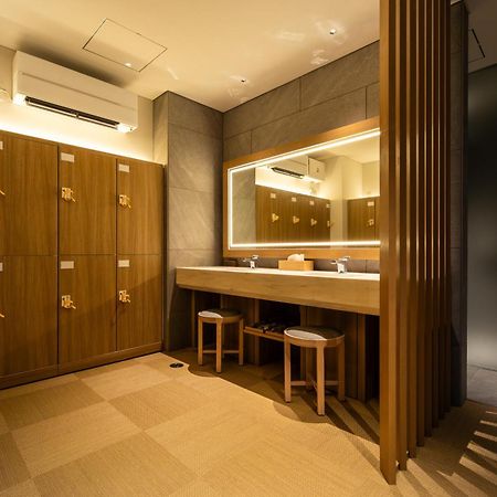 One Suite The Grand Накиджин Екстериор снимка