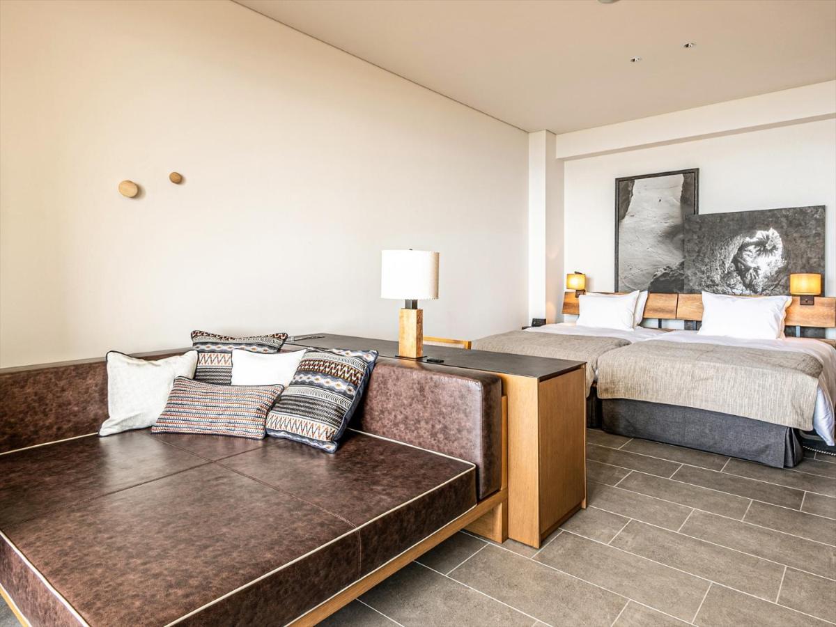 One Suite The Grand Накиджин Екстериор снимка